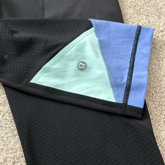 Lululemon Capri - Picture 3 of 4